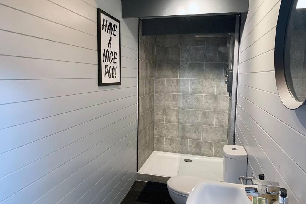 Cosy, Self-Contained Garden Room In City Centre! Hereford Extérieur photo